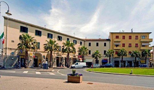 Sole...Mare...E...Spiaggie Bianche! Appartement Vada Buitenkant foto